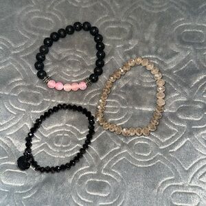 3 stretch bracelets